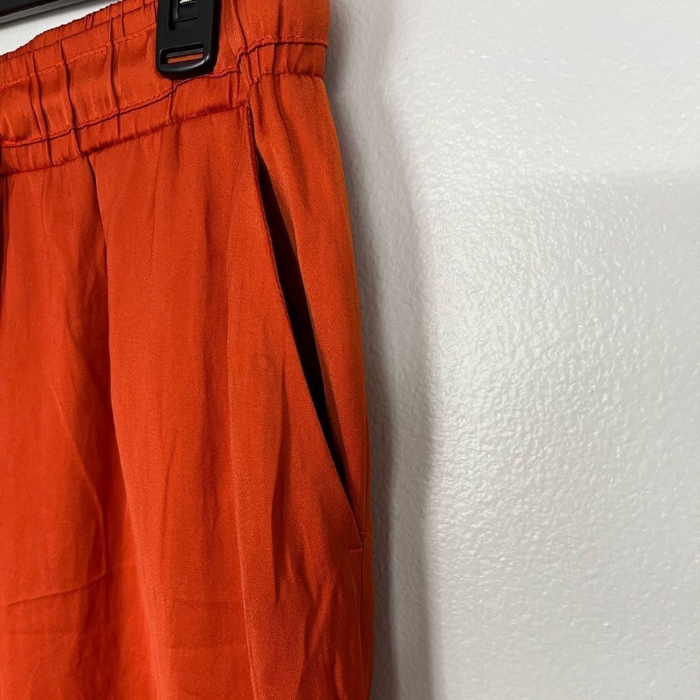 Ann Taylor LOFT Wide Leg Satin Feel Pants - Picture 4 of 6